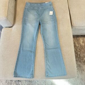 NWT! Free People We The Free In My Feelings Mid Rise Crop Boot Jeans